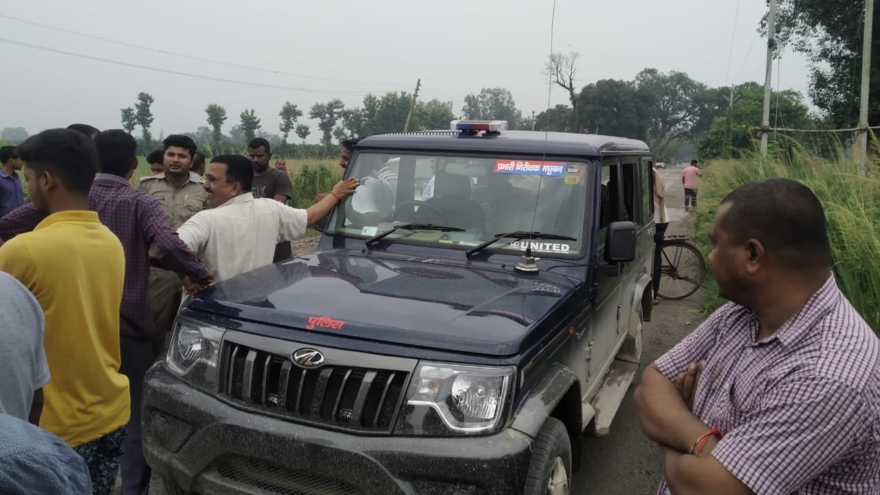फैजाबाद से सिवान गोवंश ले जा रहे ट्रक चालक को तीन जिलों की पुलिस मिलकर पकड़ी