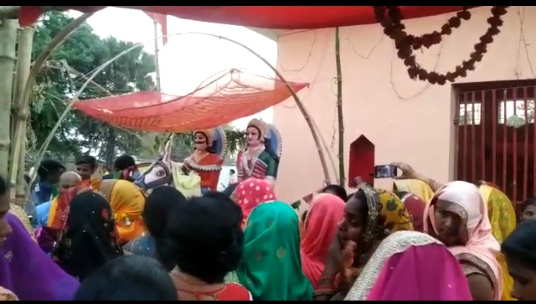 लार में निकली डीह बाबा की बरात