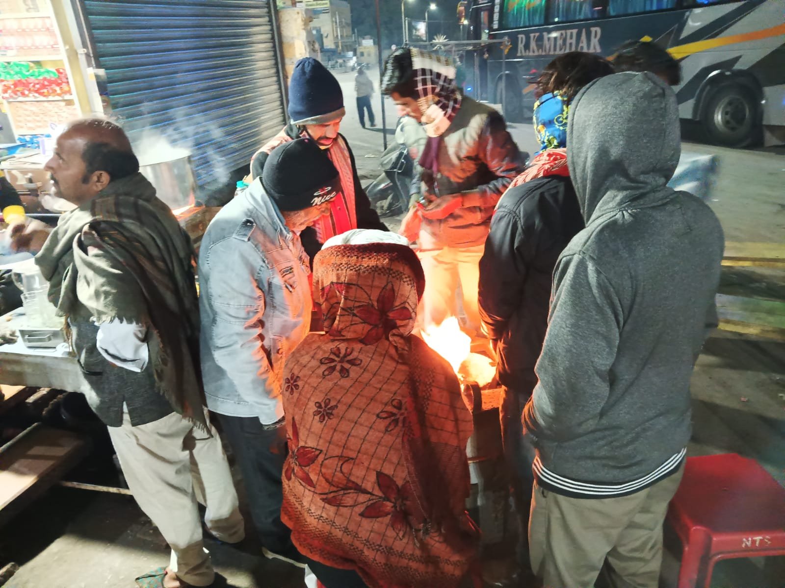 सर्दी ने ढाया सितम