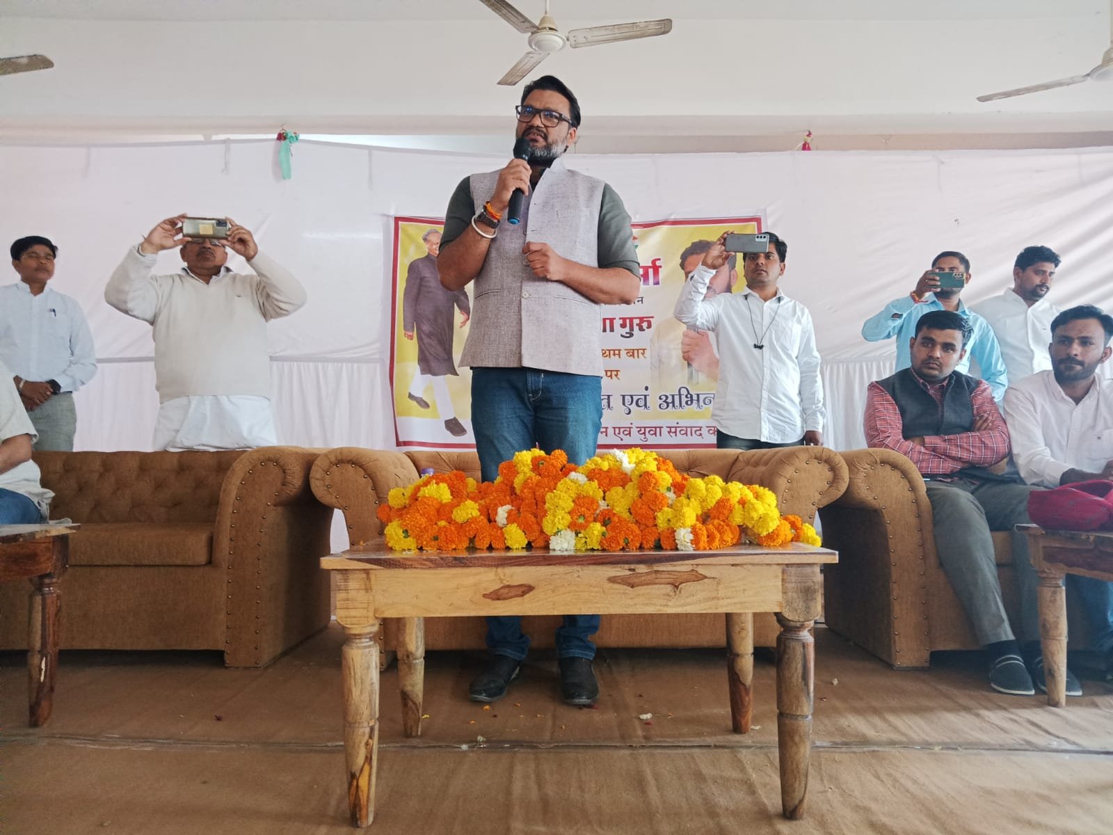 सीएम ओएसडी लोकेश शर्मा का किया स्वागत