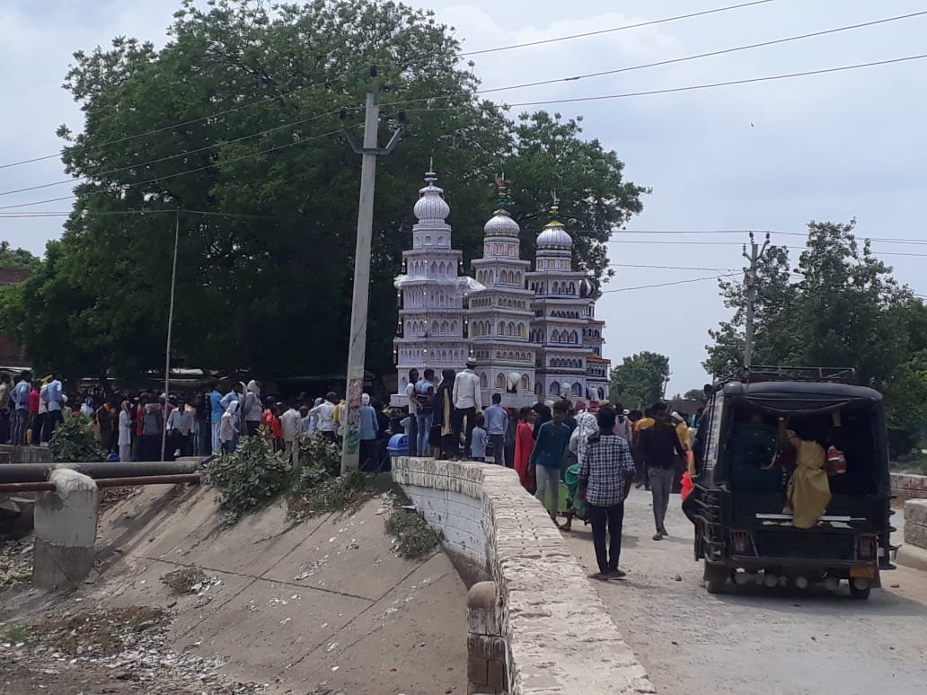 गरौड़ी व भुइली कर्बला में दफन किया गया ताजिया