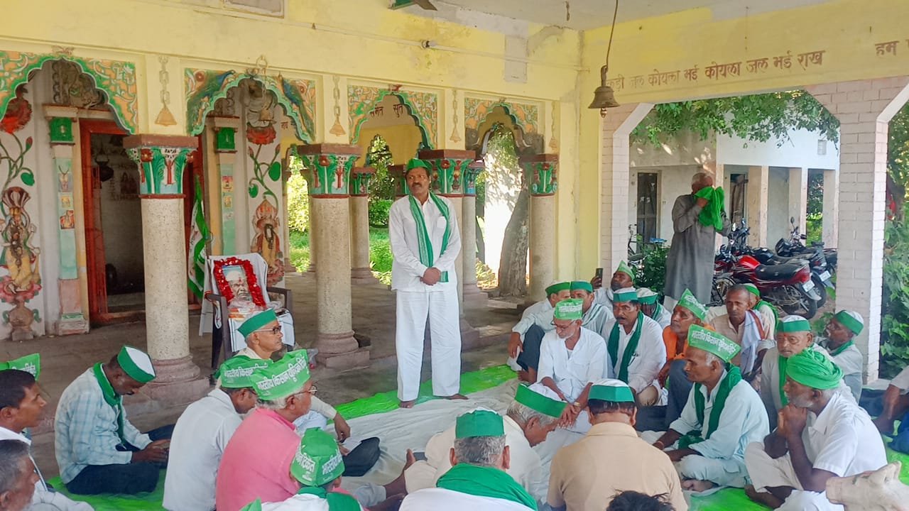 टिकैत की देन हैं कि आज किसान बोलना शुरू किया-प्रहलाद सिंह