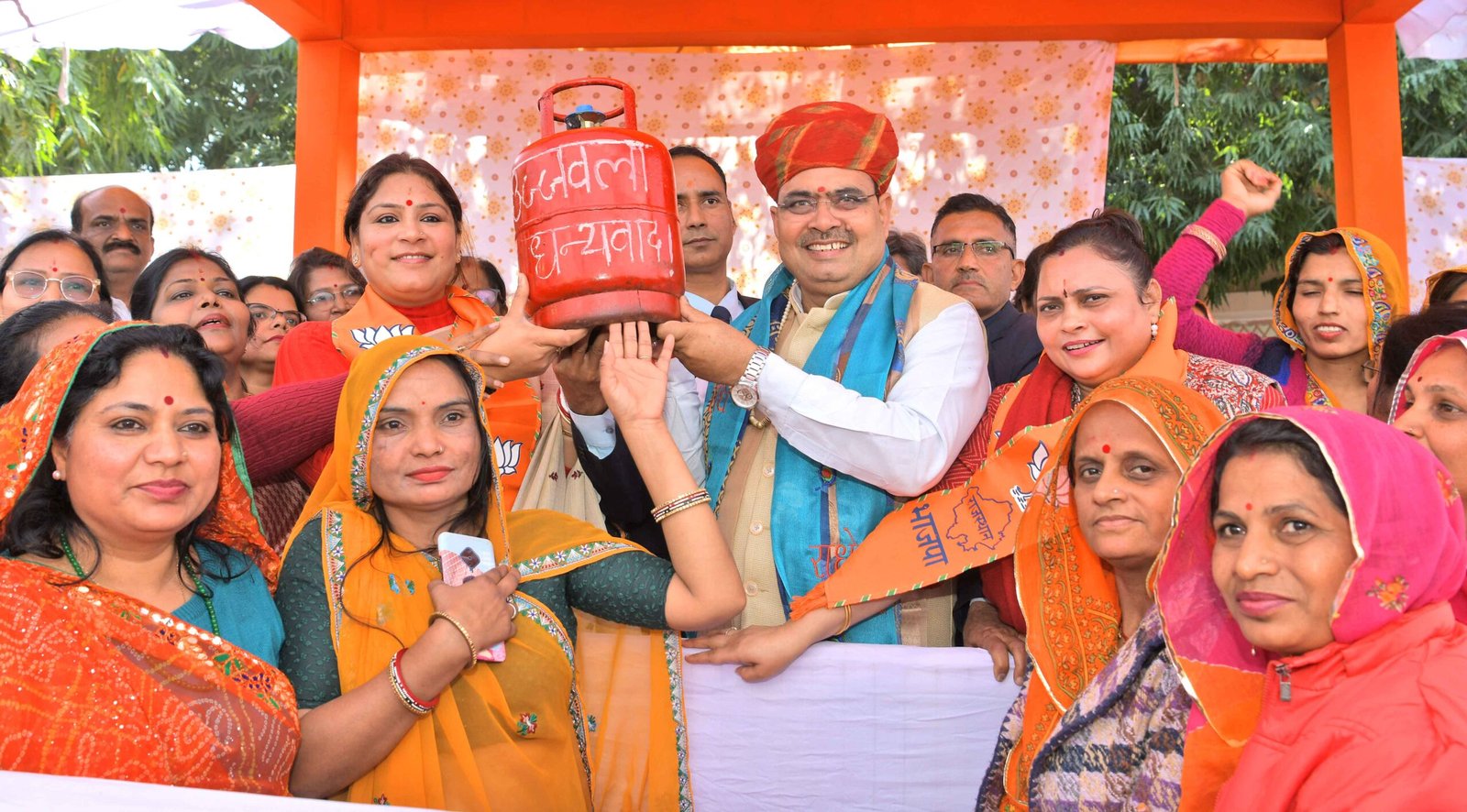 महिला लाभार्थियों ने मुख्यमंत्री का जताया आभार
