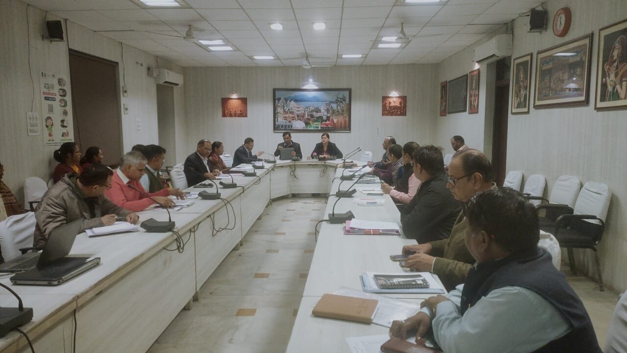 विकसित भारत संकल्प यात्रा समीक्षा बैठक आयोजित