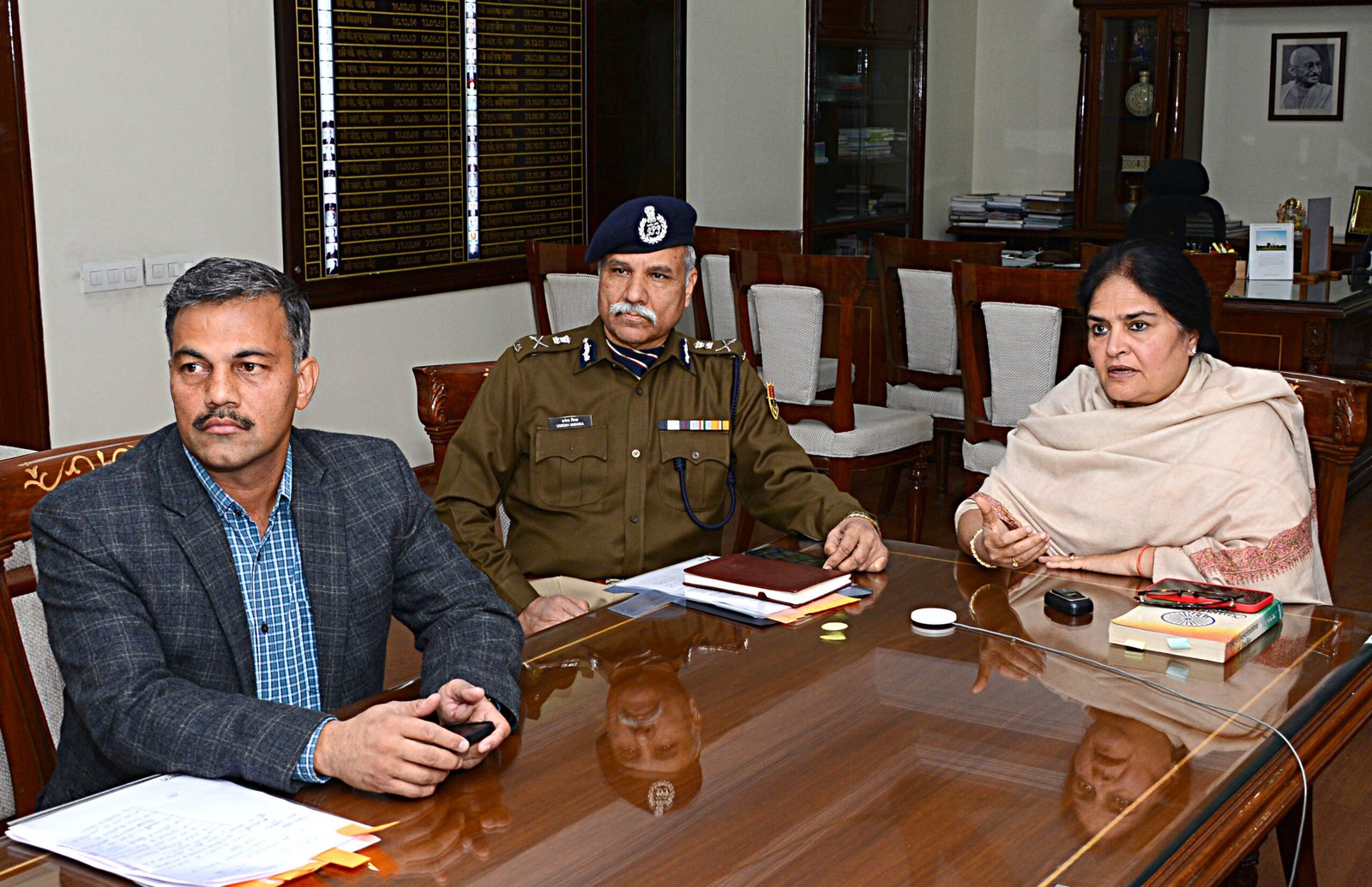 वंचित लाभार्थियों को विकसित भारत संकल्प यात्रा के माध्यम से जोड़ा जाए – मुख्य सचिव