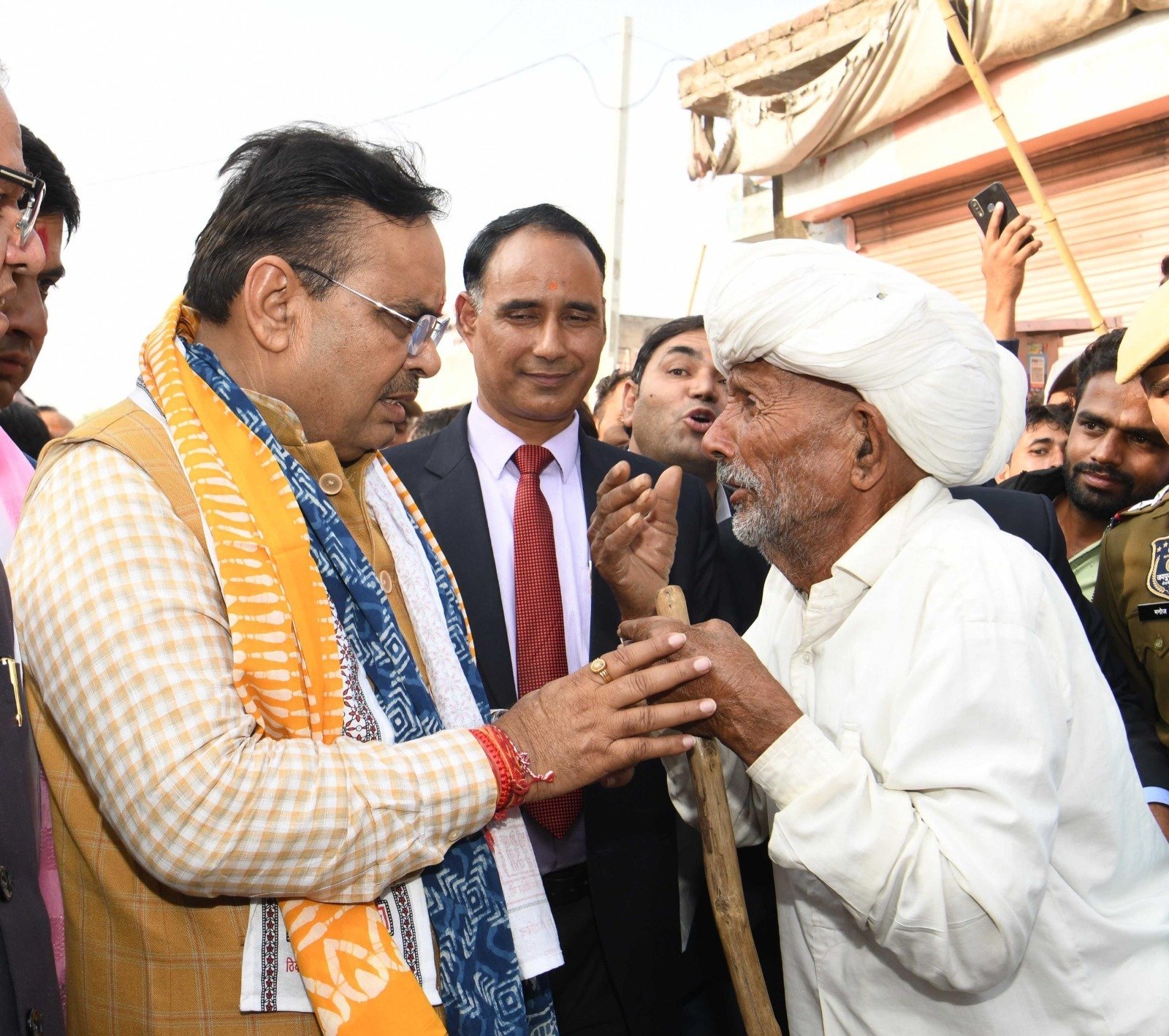 मुख्यमंत्री ने दिखाई संवेदनशीलता- हनुमान की अंधेरी जिंदगी में आया उजाला
