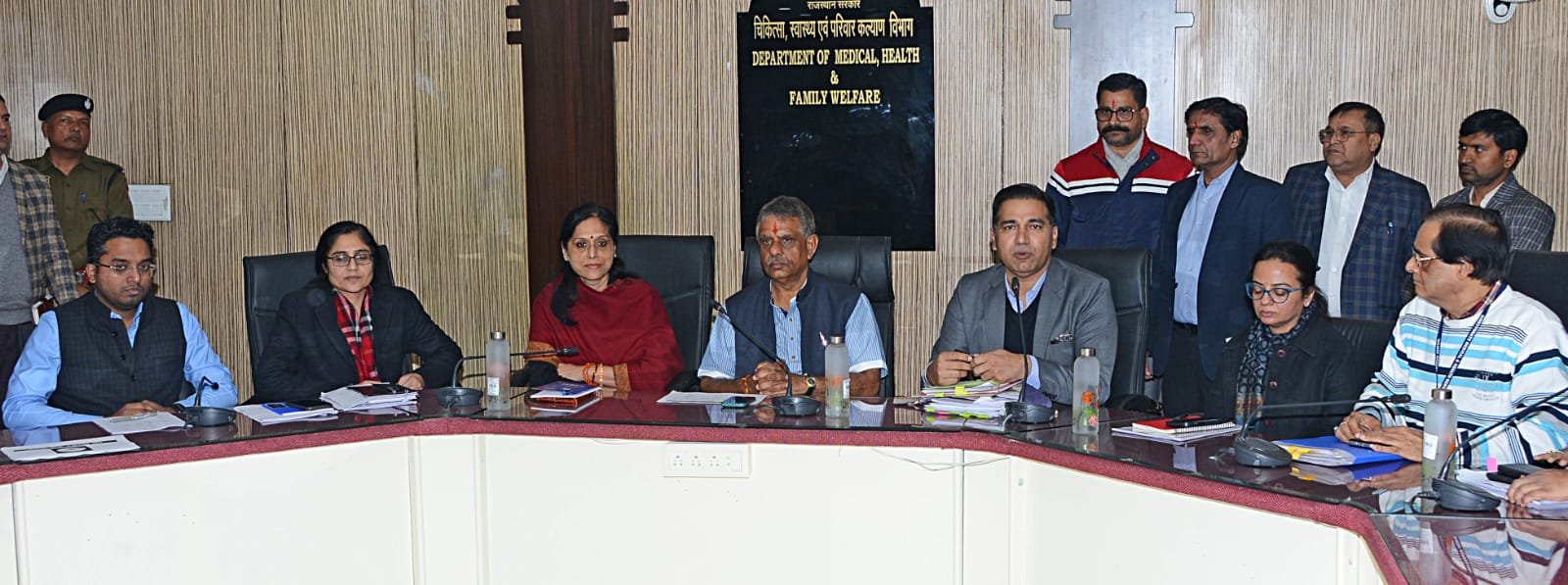 चिकित्सा एवं स्वास्थ्य मंत्री ने ग्रहण किया पदभार