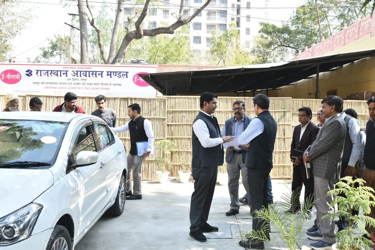 Development works with quality should be done on time Mansarovar’s ‘ Jan Sunwai Kendra’ to become a model -Housing Commissioner