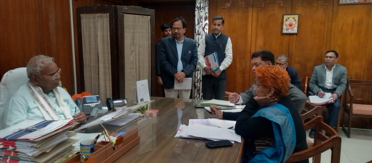 शिक्षा मंत्री ने प्रबोधकों की पदोन्नति के प्रस्ताव को दी मंजूरी