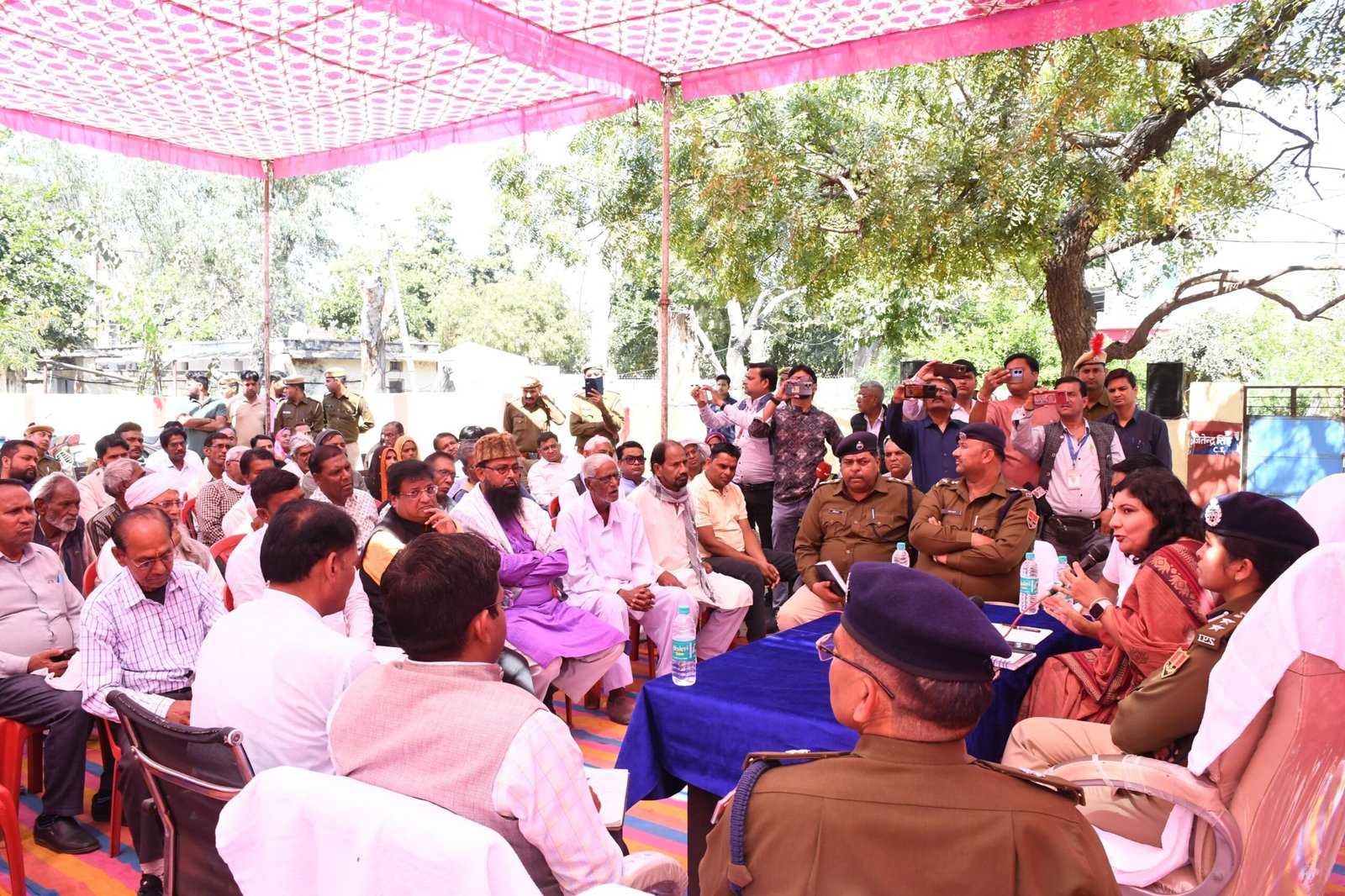 आपसी भाईचारे से सौहार्दपूर्ण वातावरण में मनाए आगामी त्यौहार: जिला कलक्टर