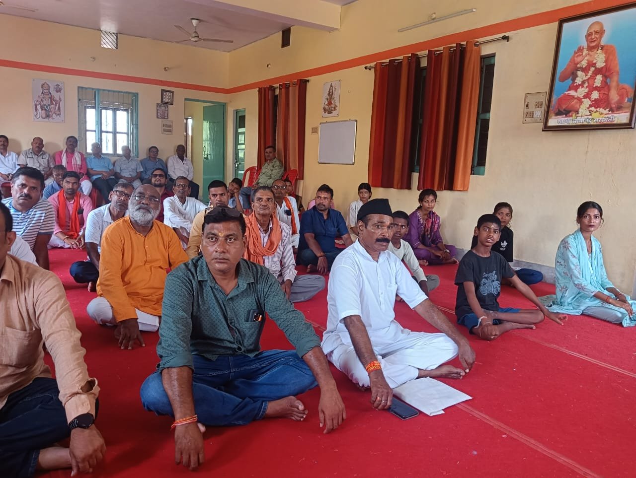 मीरजापुर: राष्ट्रीय स्वयंसेवक संघ ने मनाया रक्षाबंधन, दिया सामाजिक एकता व समरसता का संदेश