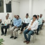 प्रशासन के साथ डॉक्टरों की बैठक में बनी सहमति, नई तैनाती की जगह देंगे अपनी सेवाएं