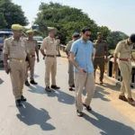 मेहरौनाघाट मूर्ति विसर्जन स्थल का डीएम-एसपी ने किया निरीक्षण, सुरक्षा व्यवस्था पर दिए निर्देश
